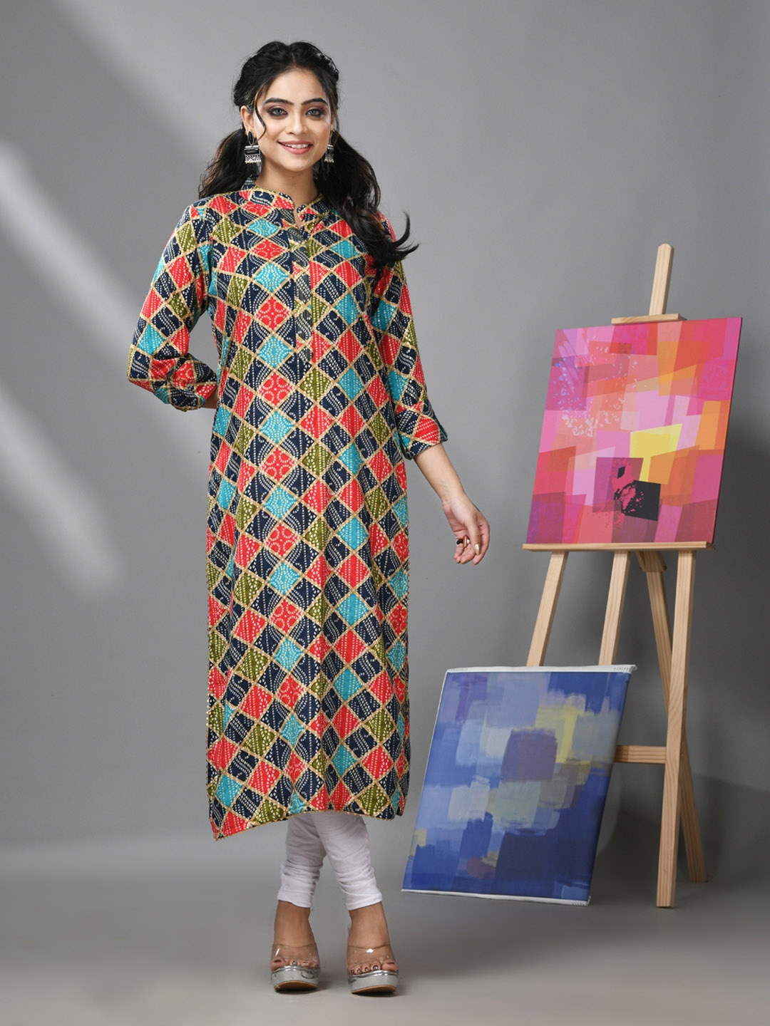 

Charukriti Geometric Printed Mandarin Collar Gotta Patti Viscose Rayon A-Line Kurta, Red