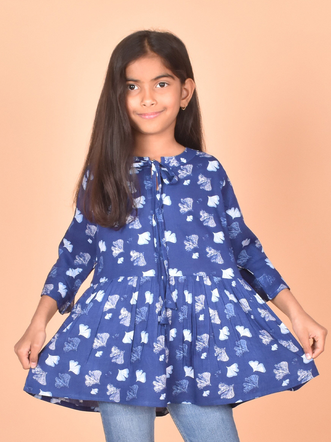 

misbis Girls Printed Tie-Up Neck Cotton Top, Blue