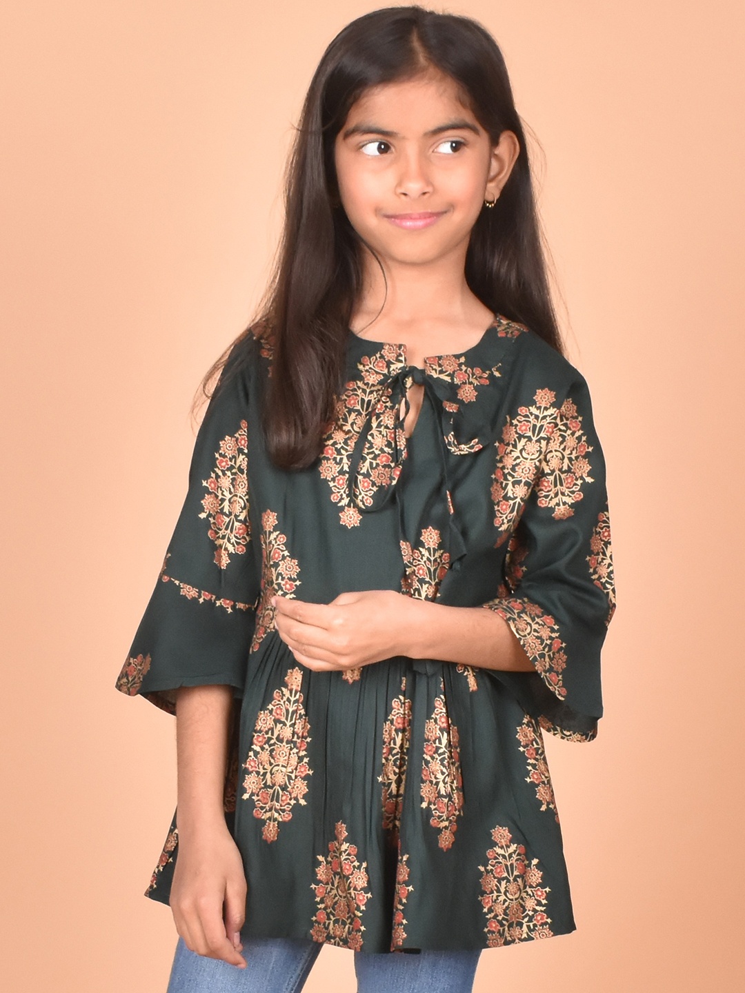 

misbis Girls Floral Printed Tie-Up Neck Top, Green