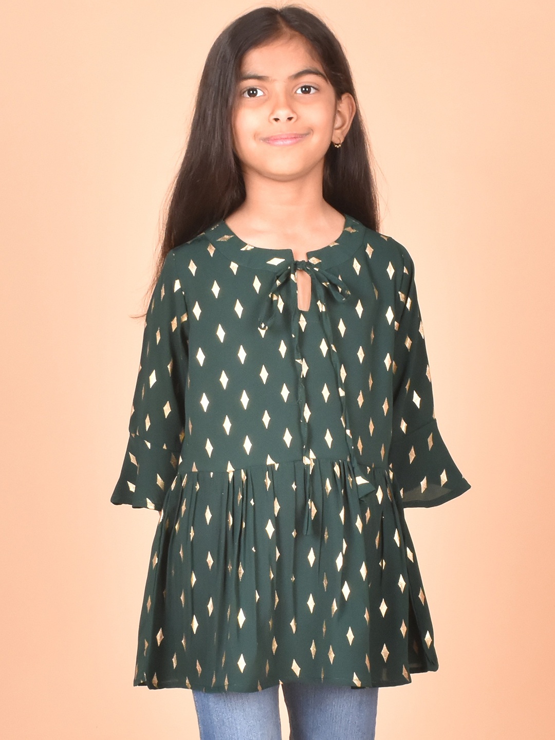 

misbis Girls Geometric Printed Tie-Up Neck Top, Green