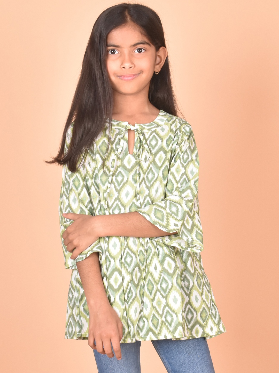 

misbis Girls Geometric Printed Tie-Up Neck Cotton Top, Green