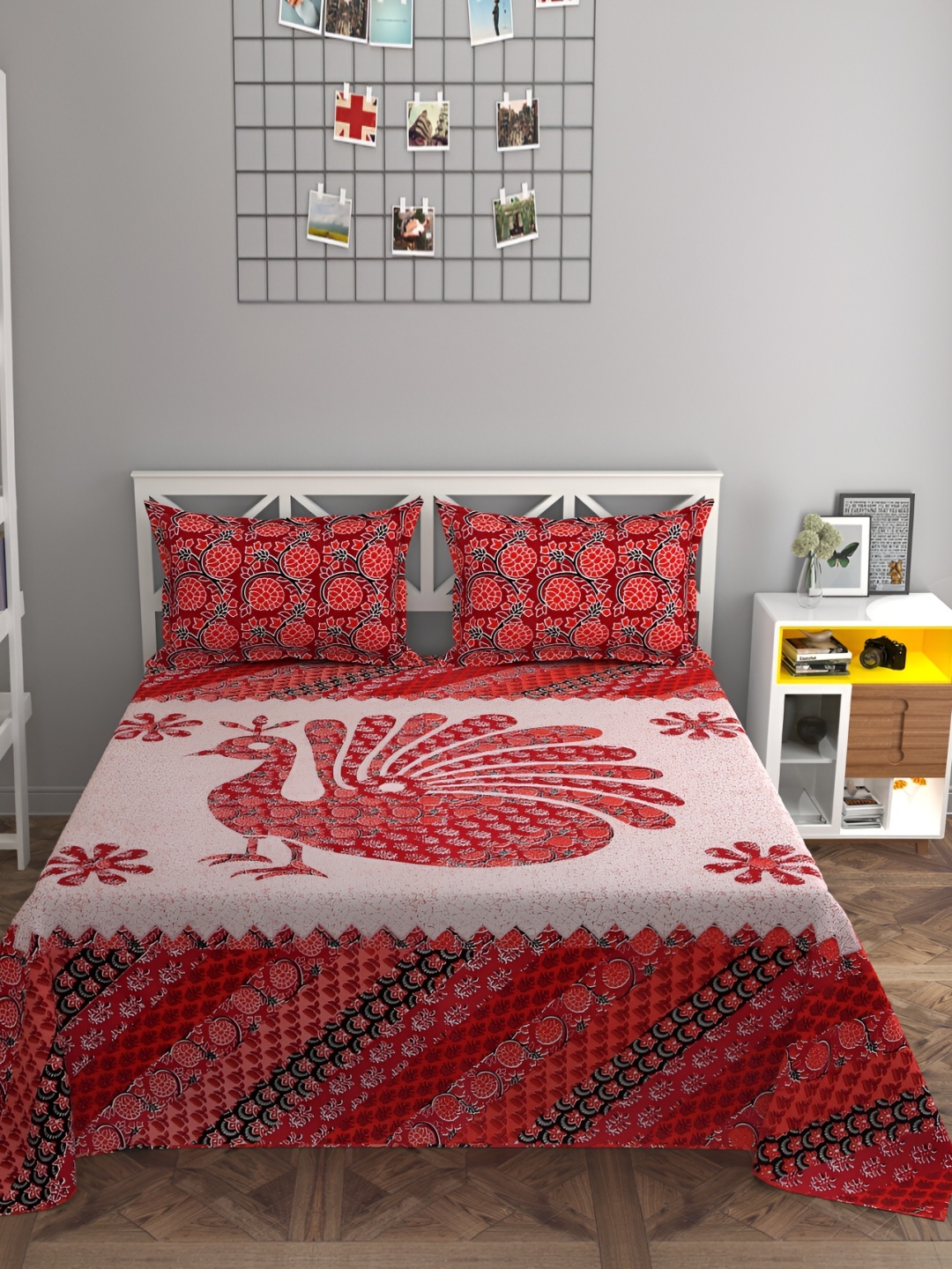 

HOMECRUST Red & White Floral Printed 300 TC Queen Bedsheet with 2 Pillow Covers