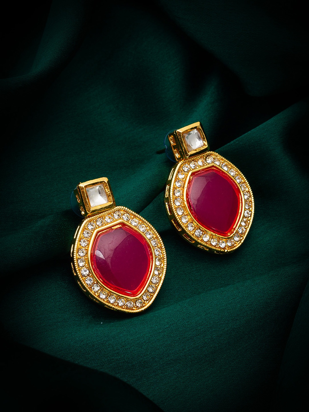 

aadita Gold-Plated Contemporary Stud Earrings