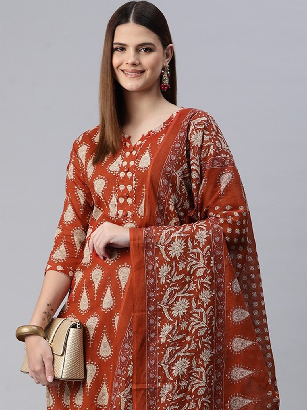 

Readiprint Women Paisley Printed Regular Thread Work Pure Cotton Kurta with Trousers & With Dupatta, Rust