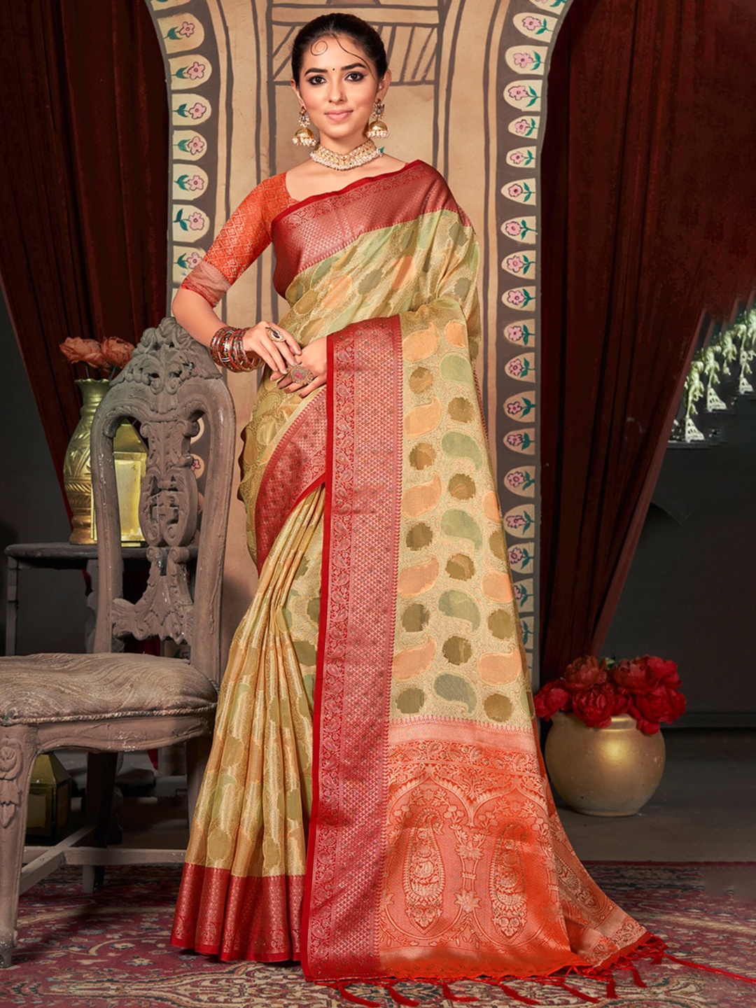 

Mitera Woven Design Zari Organza Saree, Cream