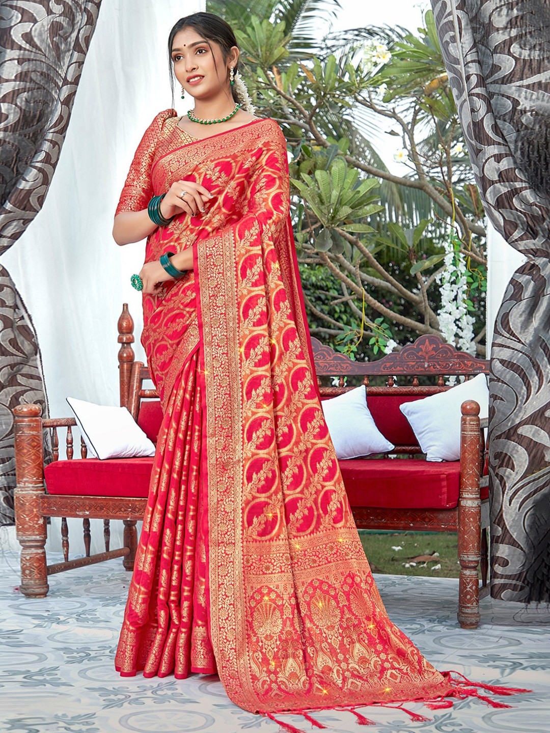 

Mitera Red & Gold toned Woven Design Zari Organza Saree