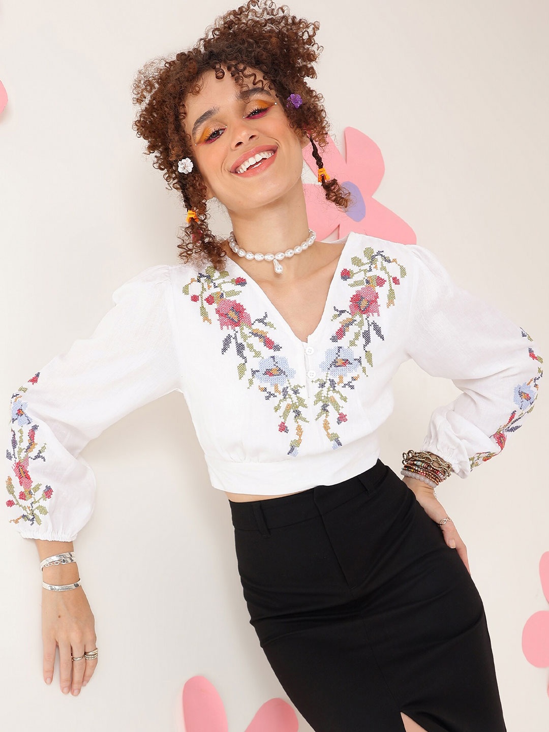 

PRETTY LOVING THING Floral Printed V-Neck Cotton Top, White