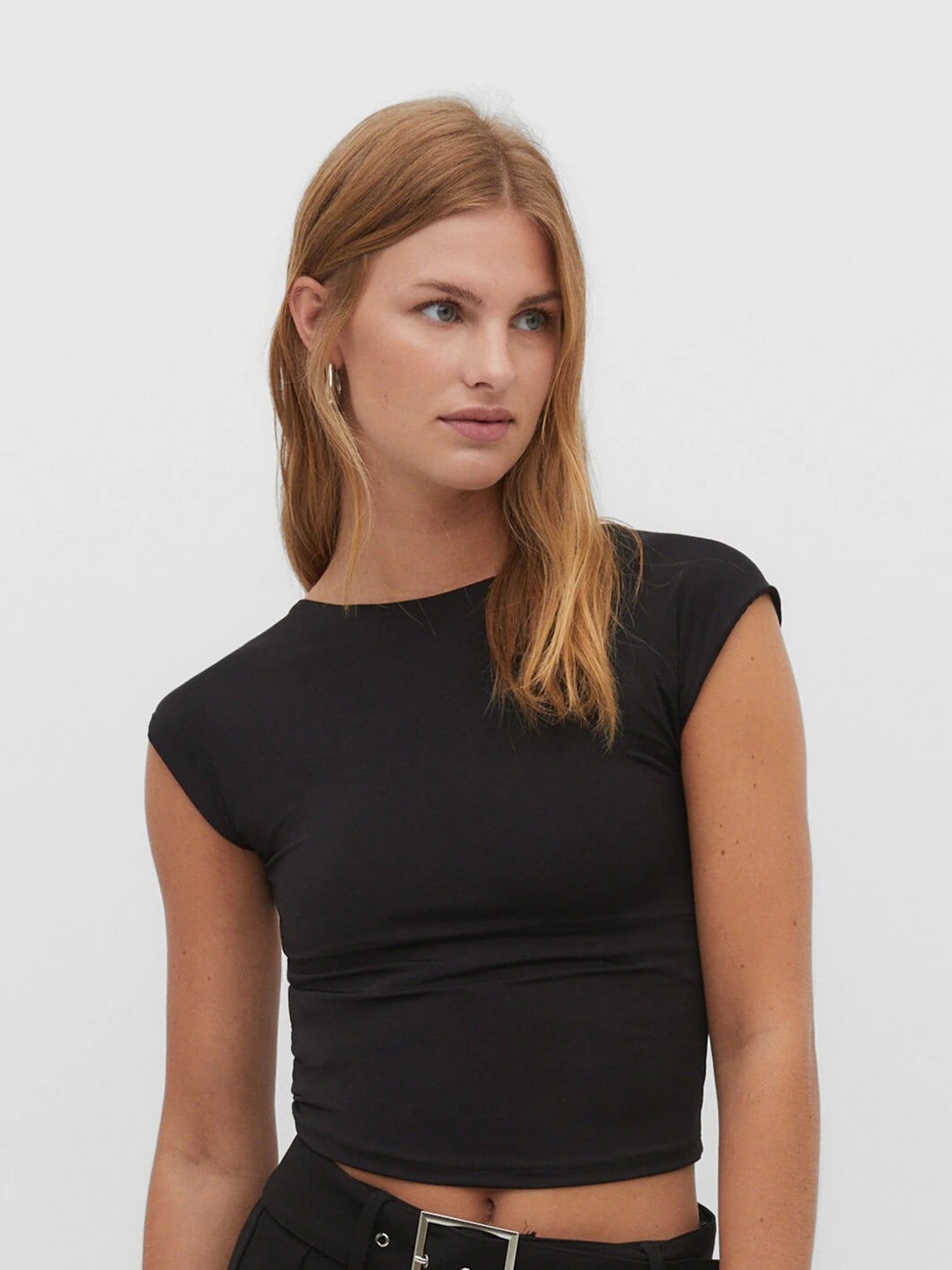 

MYWISHBAG Round neck short cap sleeves Crop Top, Black