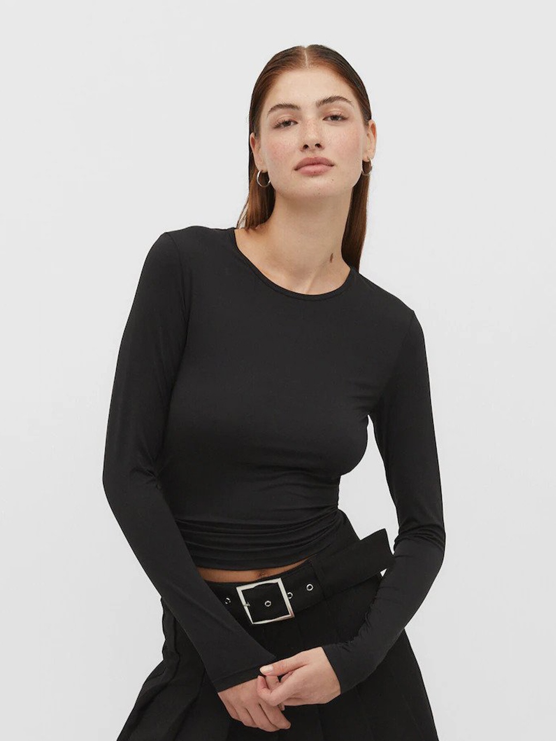 

MYWISHBAG Round neck long sleeves Fitted Crop Top, Black