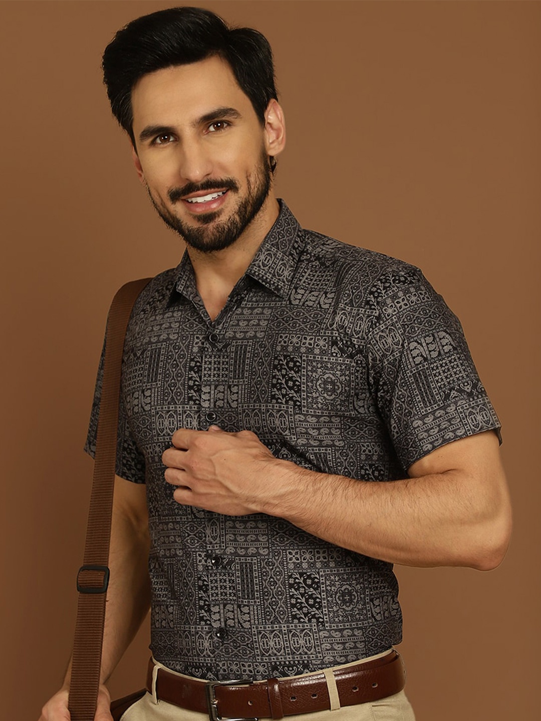 

Indian Needle Classic Ethnic Motifs Printed Formal Shirt, Grey