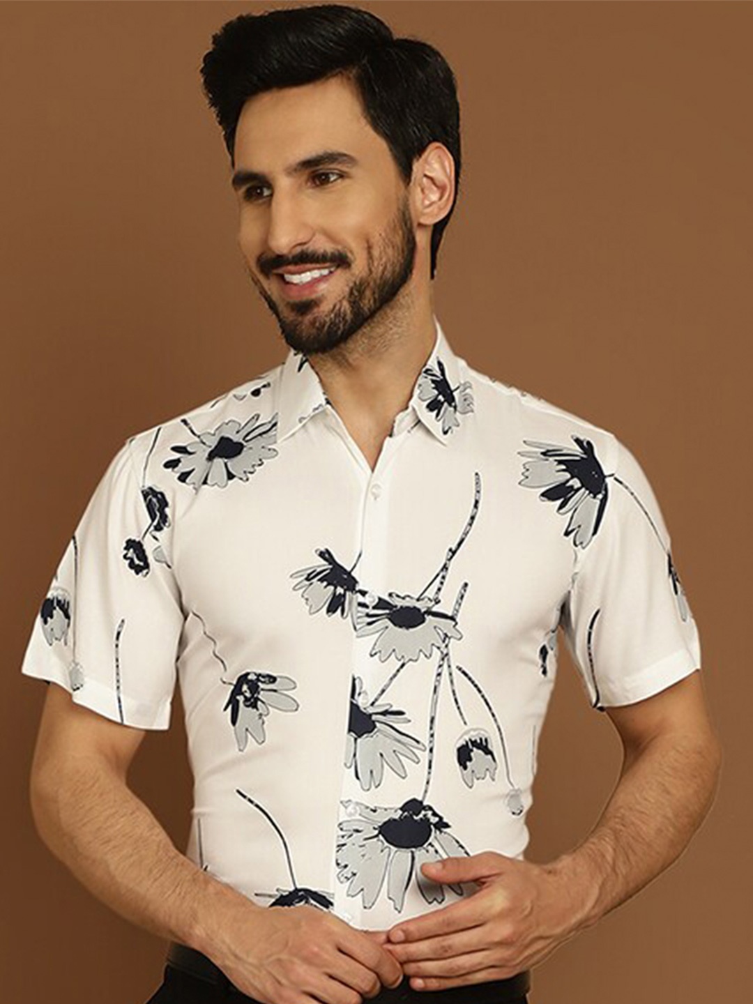 

Indian Needle Classic Fit Floral Printed Formal Shirt, White