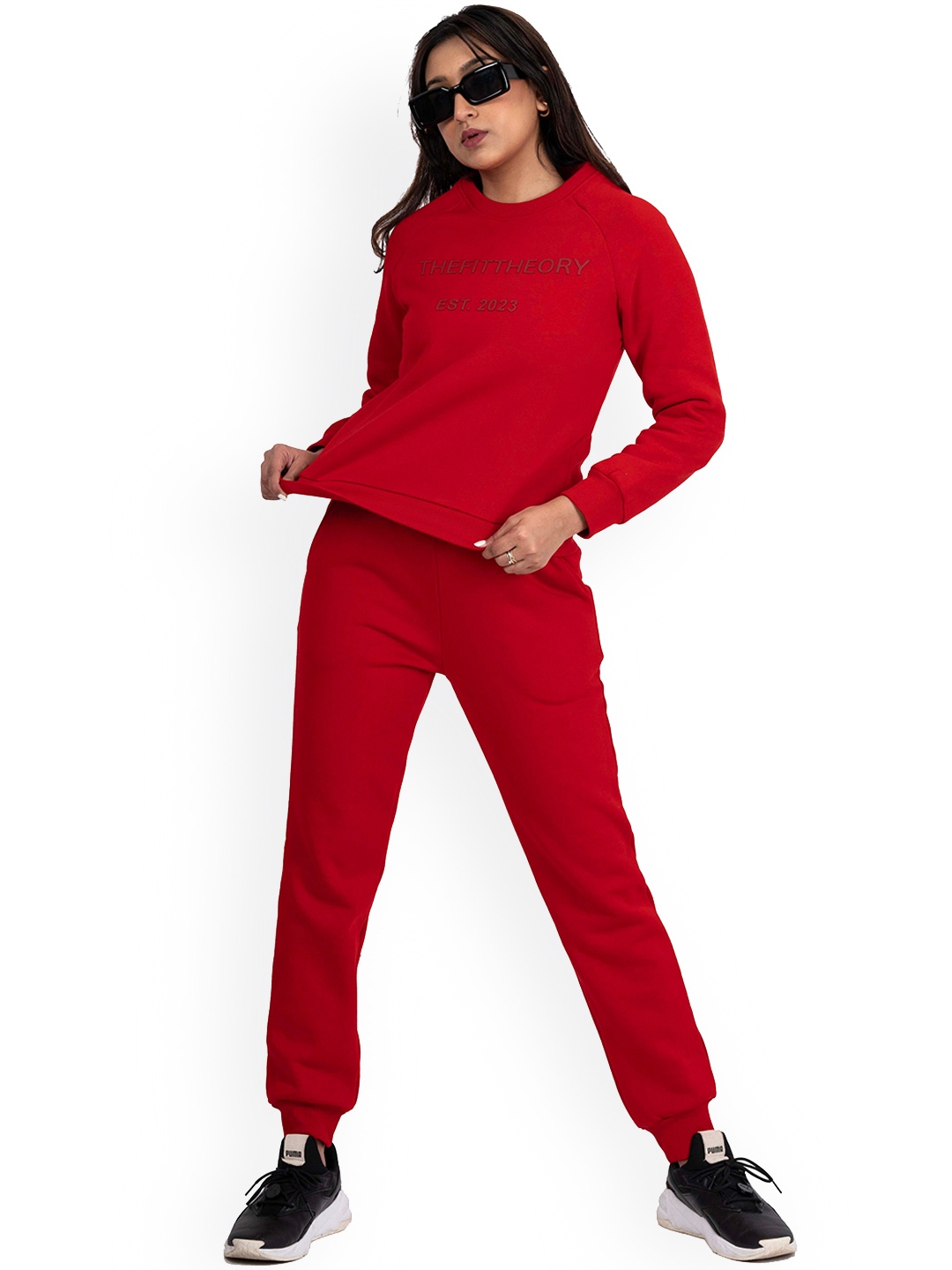 

THEFITTHEORY Women Cotton Mid Rise Joggers, Red