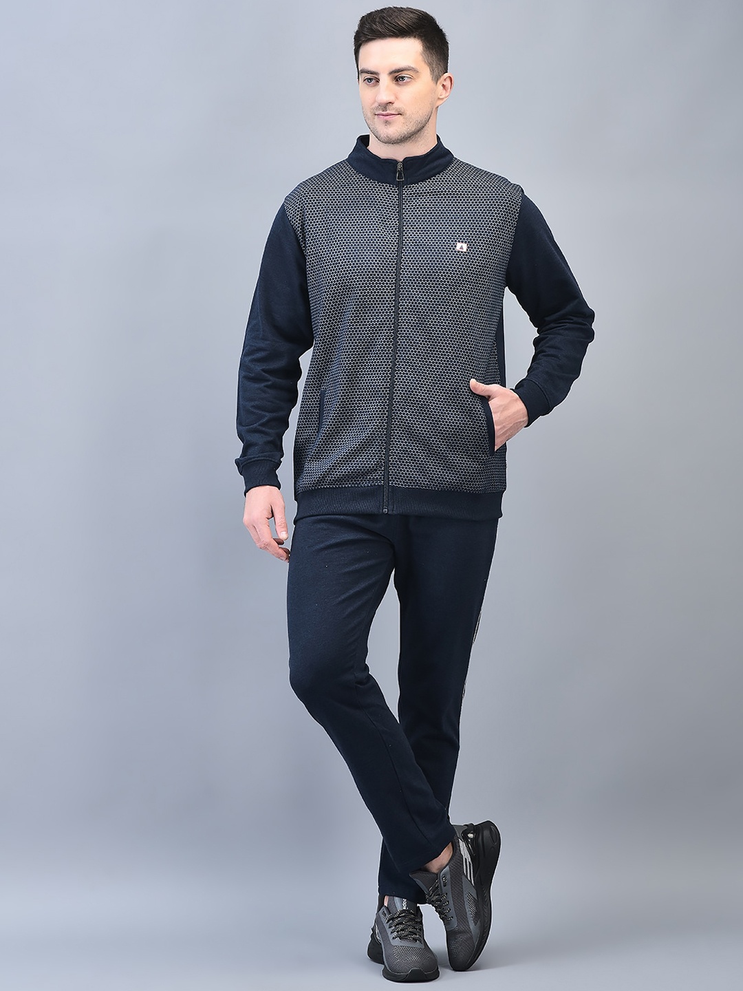 

CANOE Geometric Printed Jacket With Mid-Rise Track Pant, Navy blue