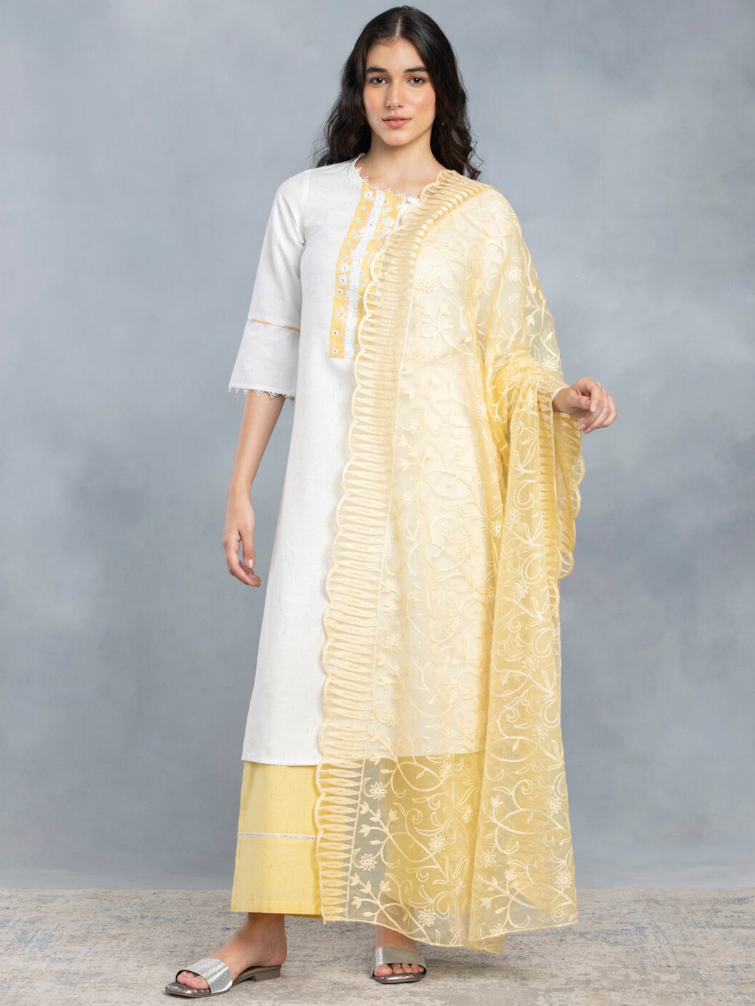 

SHAYE Floral Yoke Design Panelled Mirror Work Kurta with Trousers & With Dupatta, White