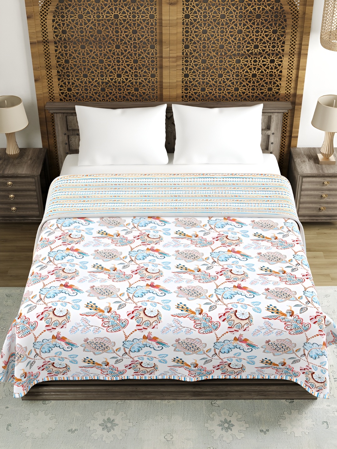 

Aura White & Blue Floral AC Room 150 GSM Double Bed Dohar