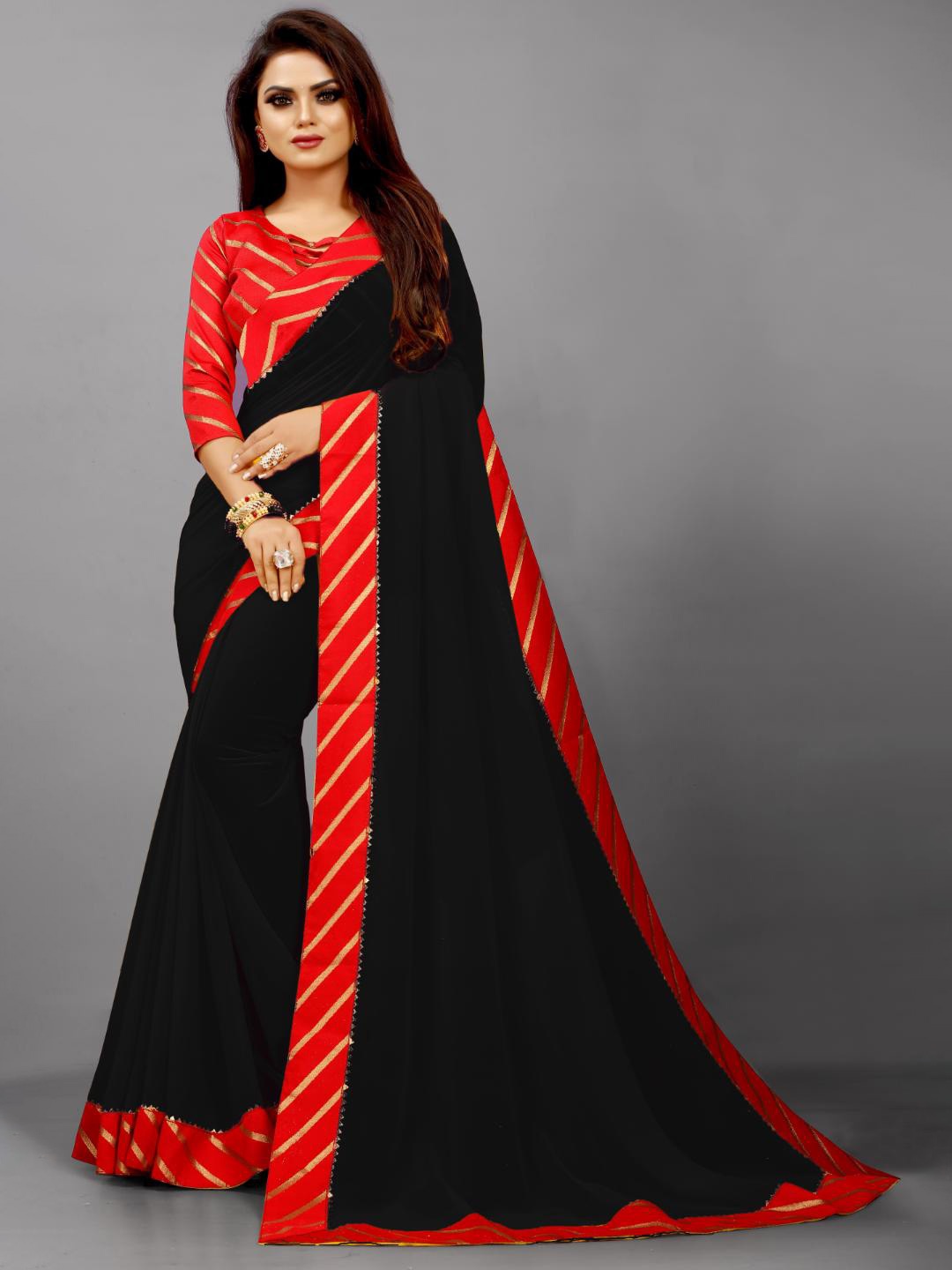 

SM TRENDZ Zari Pure Georgette Leheriya Saree, Black