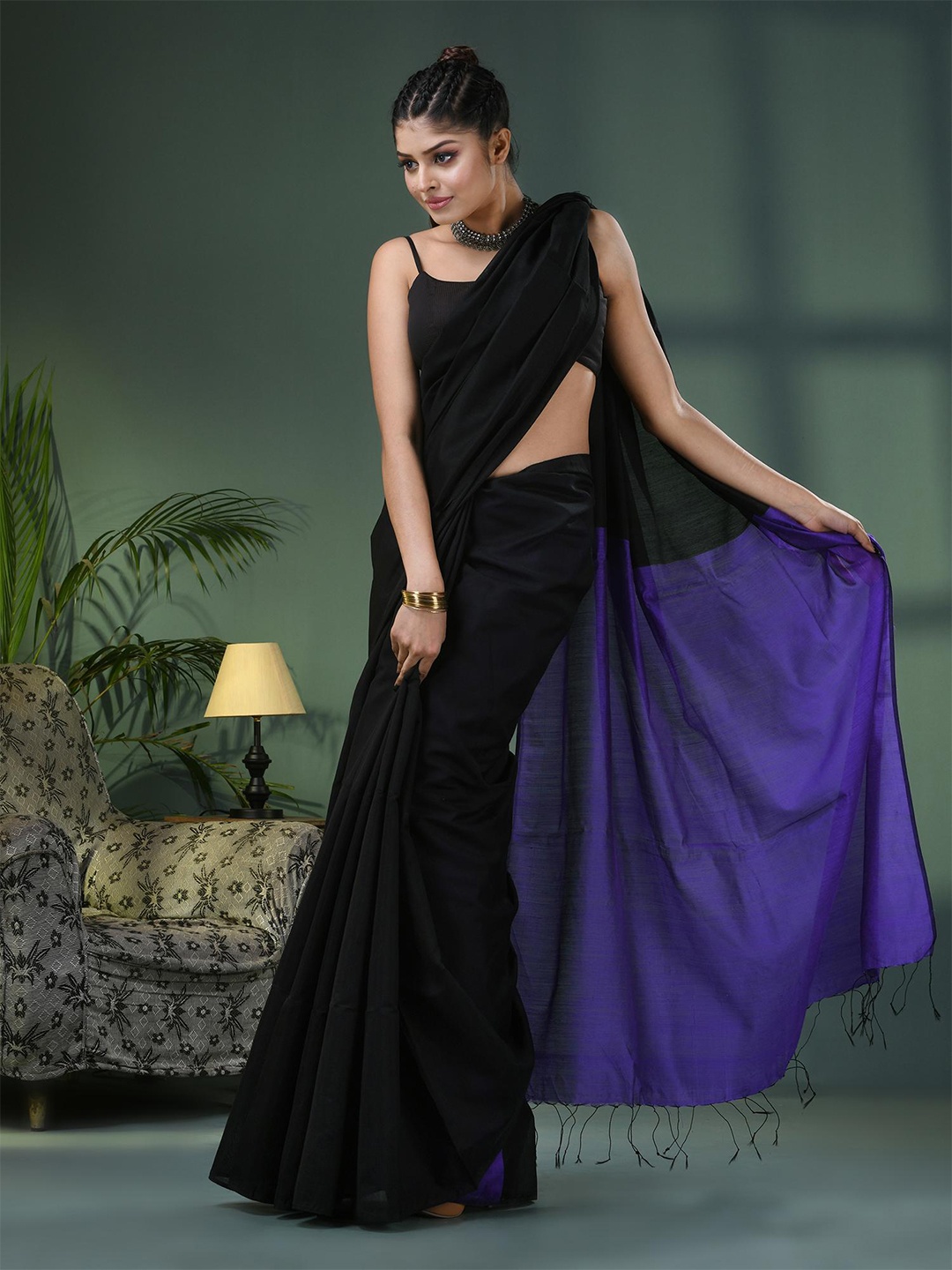 

Angoshobha Colourblocked Woven Design Saree With Tassles, Blue