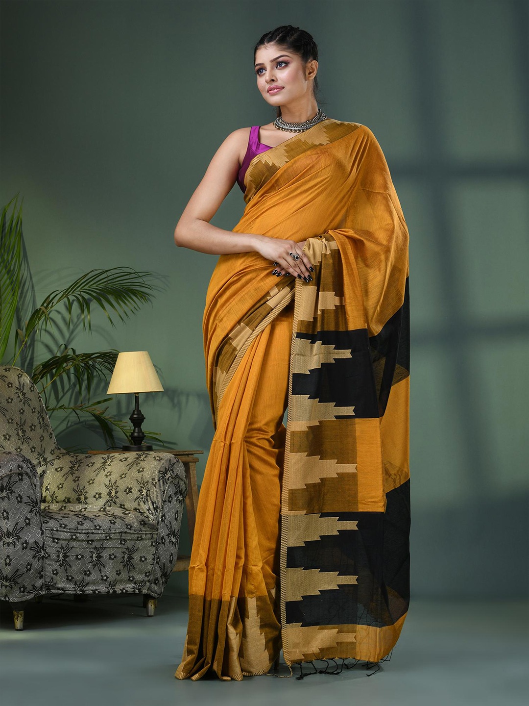 

Angoshobha Temple Jacquard Border Woven Design Saree, Black