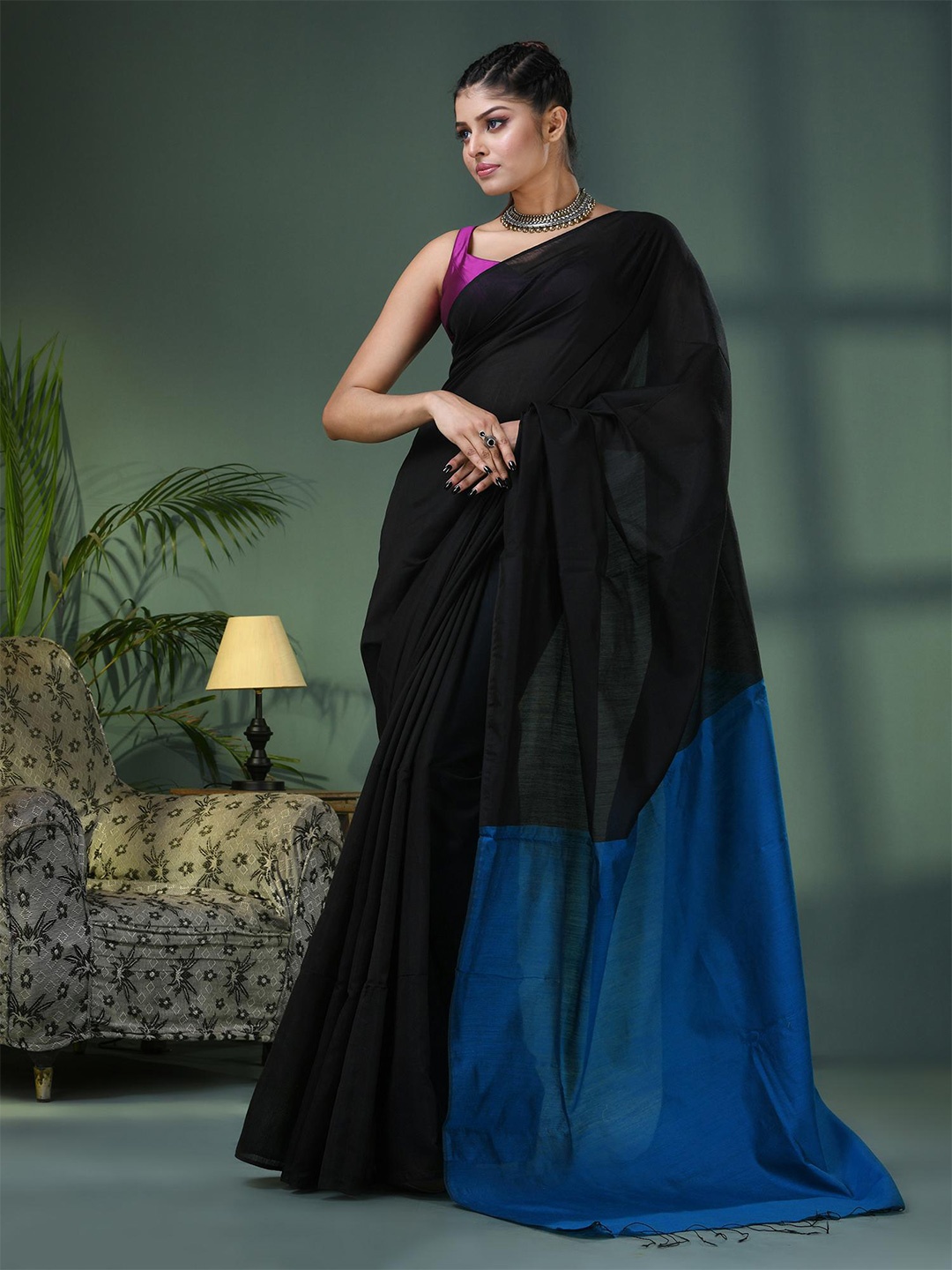 

Angoshobha Colourblocked Woven Design Saree With Tassles, Turquoise blue