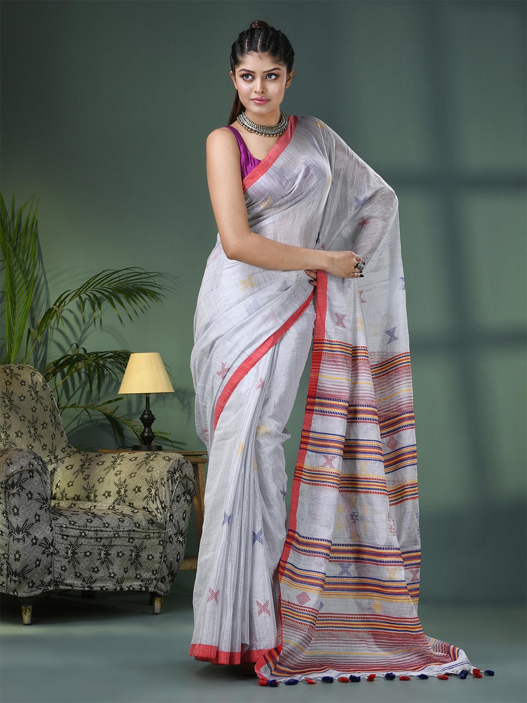 

Angoshobha Striped Woven Design Pure Cotton Saree, Silver