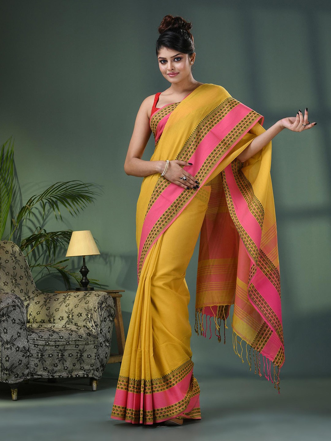 

Angoshobha Ethnic Printed Border Pure Cotton Saree, Yellow
