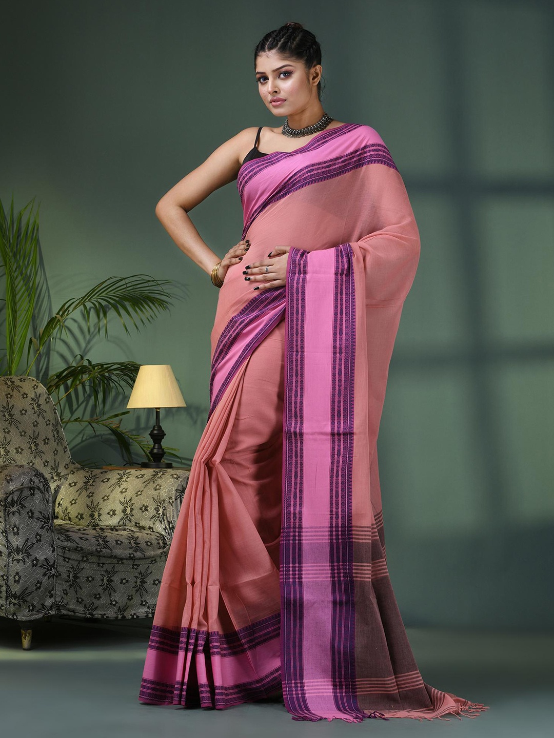 

Angoshobha Striped Pure Cotton Saree, Peach