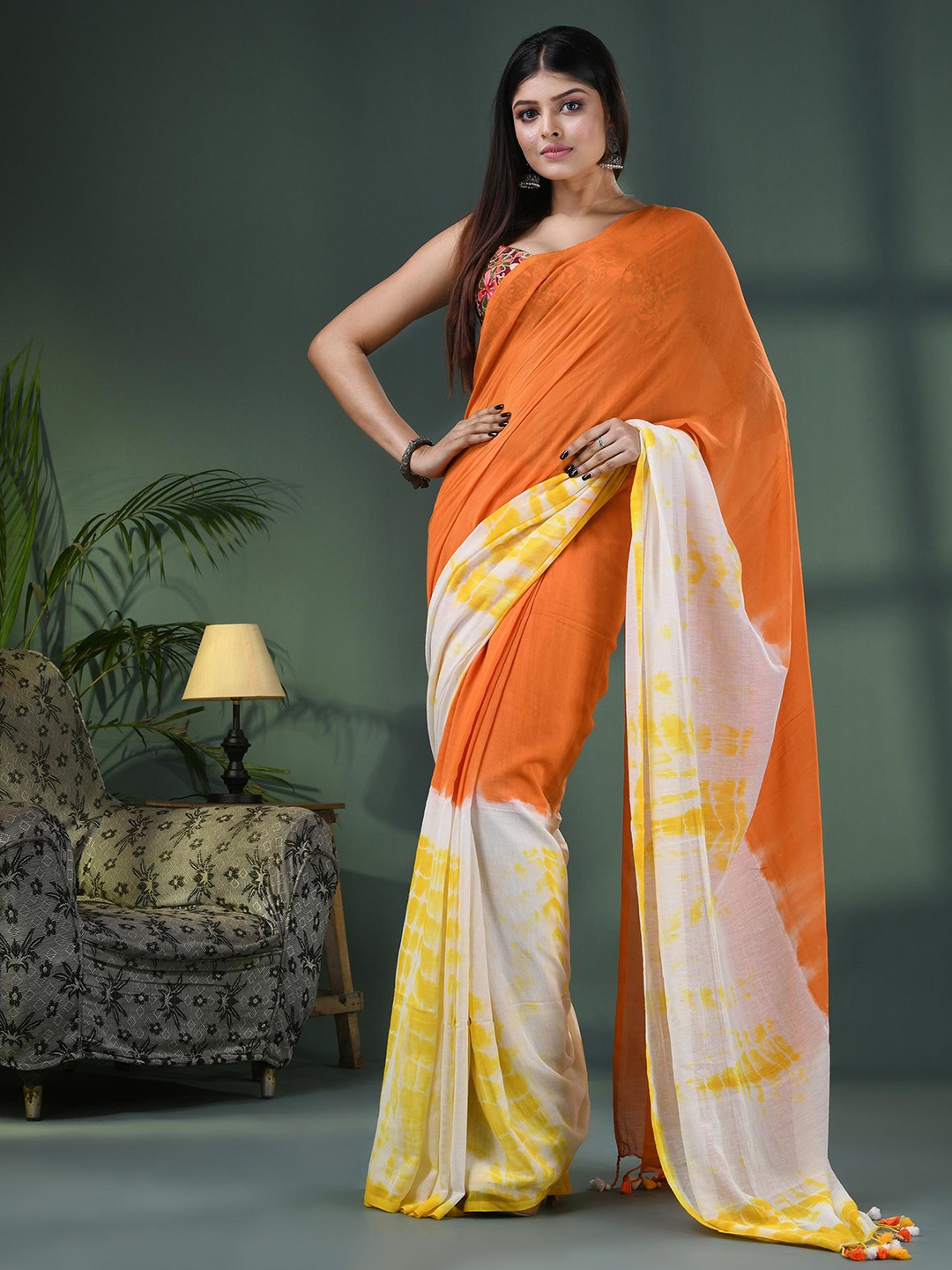 

Angoshobha Tie & Dye Pure Cotton Saree, Orange