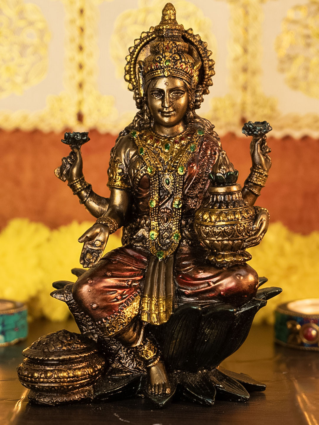 

Ekhasa Brown Laxmi Maa Idol Showpiece