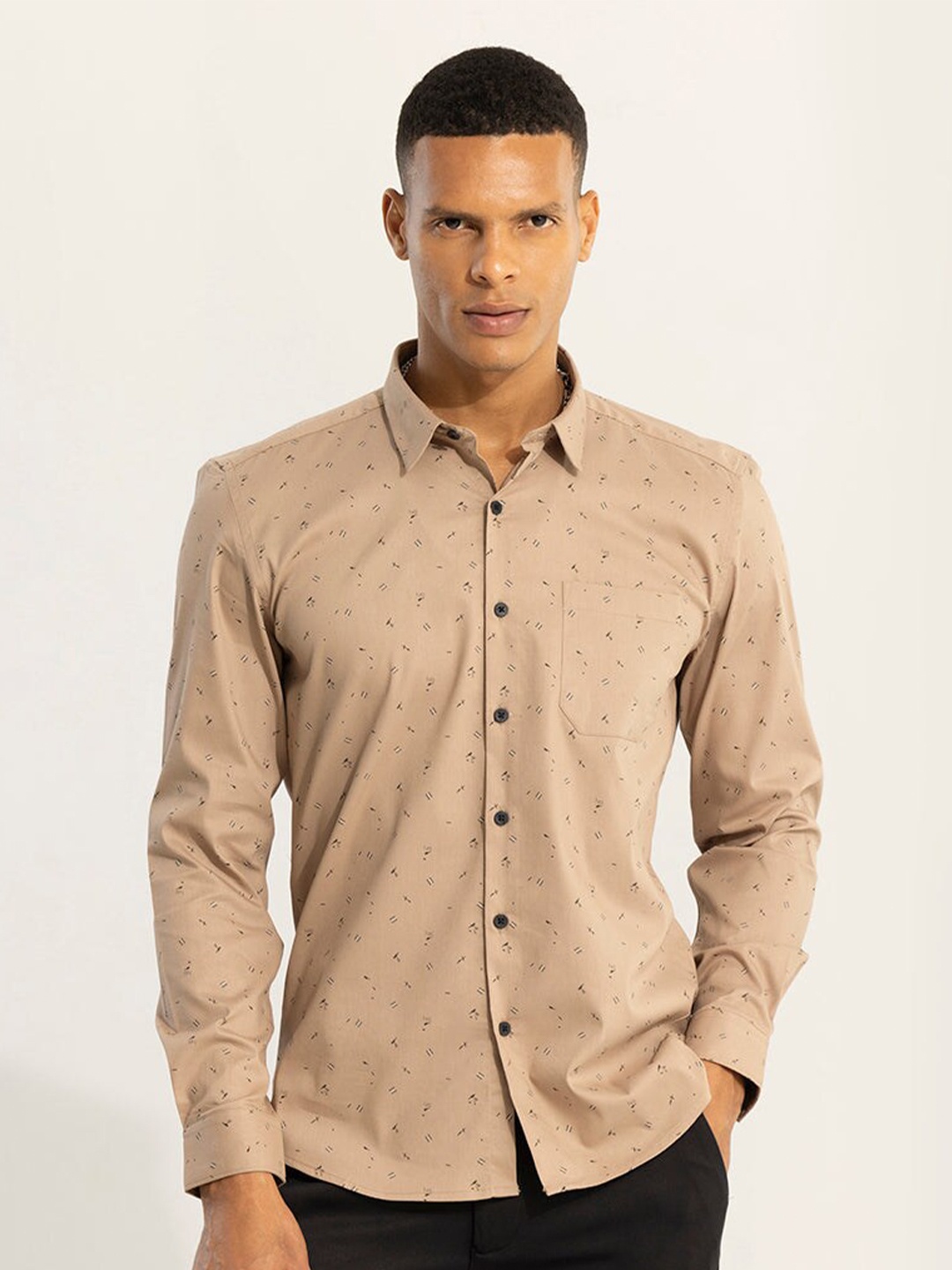 

Snitch Beige & Grey Classic Slim Fit Opaque Cotton Printed Casual Shirt