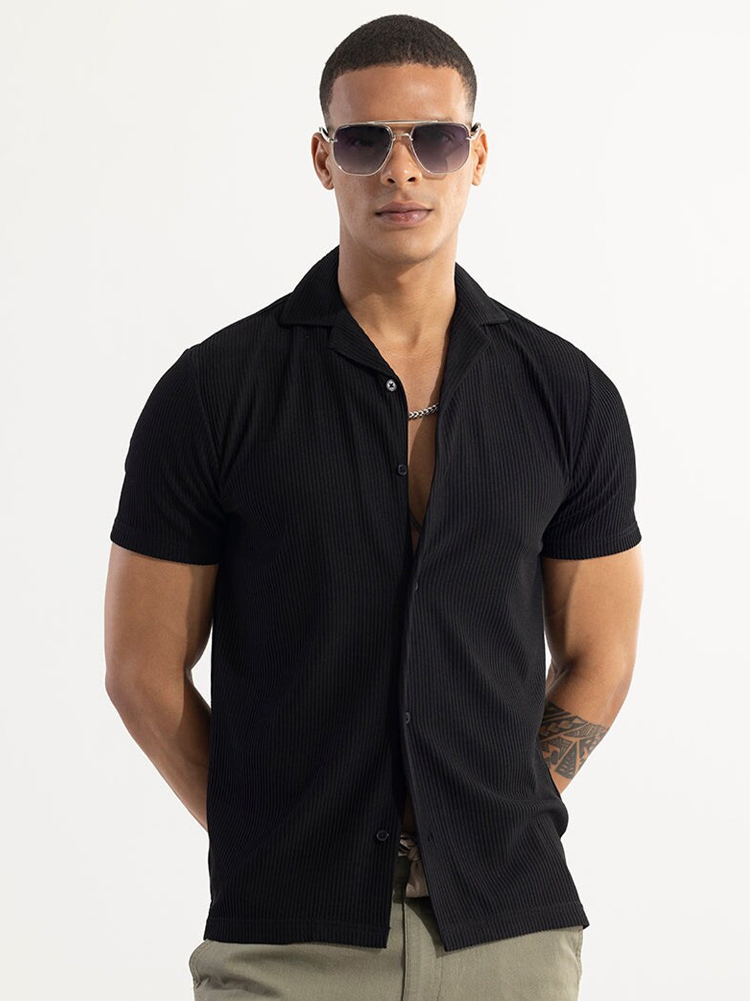 

Snitch Black Classic Boxy Opaque Casual Shirt