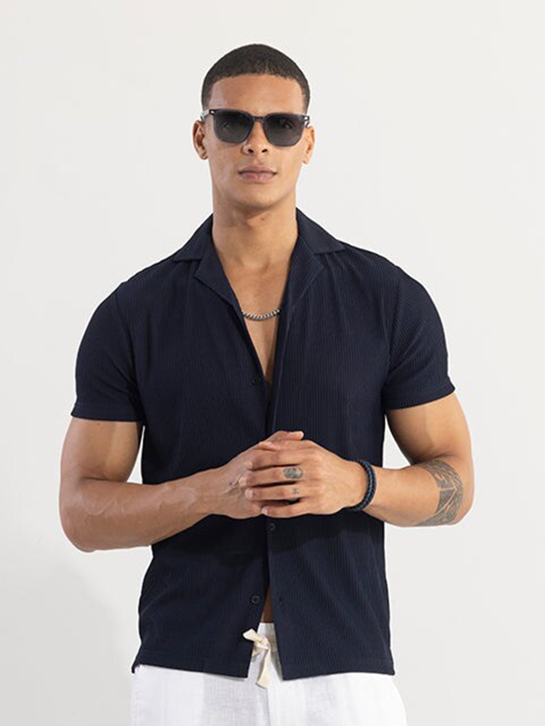 

Snitch Black Button Down Collar Classic Boxy Opaque Striped Casual Shirt, Navy blue