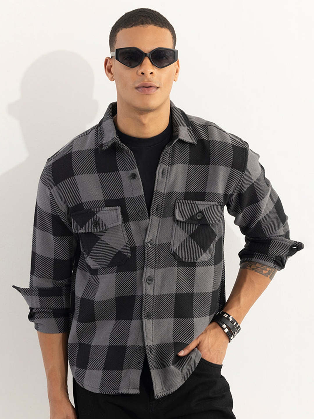 

Snitch Black & Grey Classic Tailored Fit Checked Opaque Cotton Casual Shirt