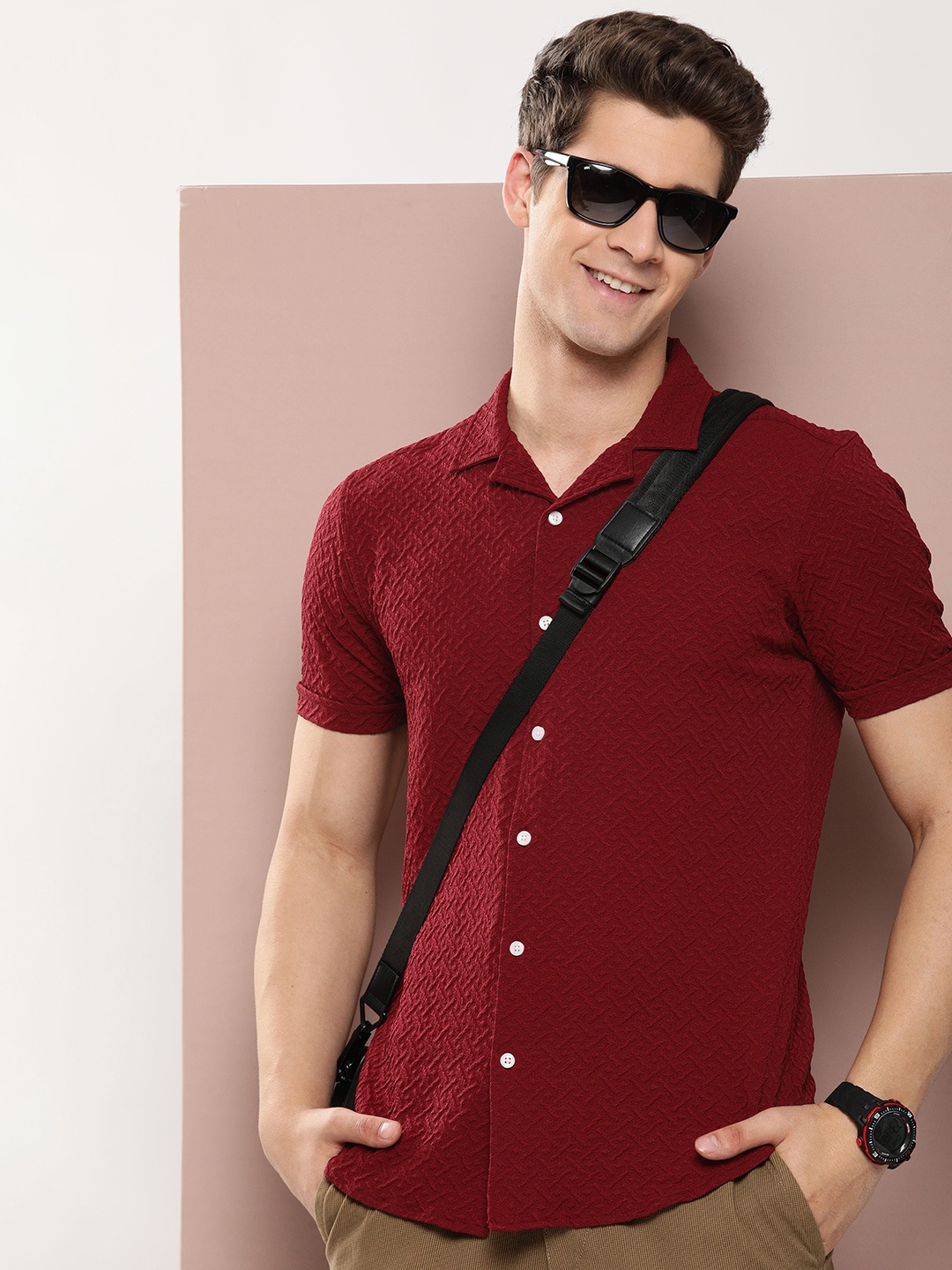 

Harvard Men Self Design Casual Shirt, Maroon