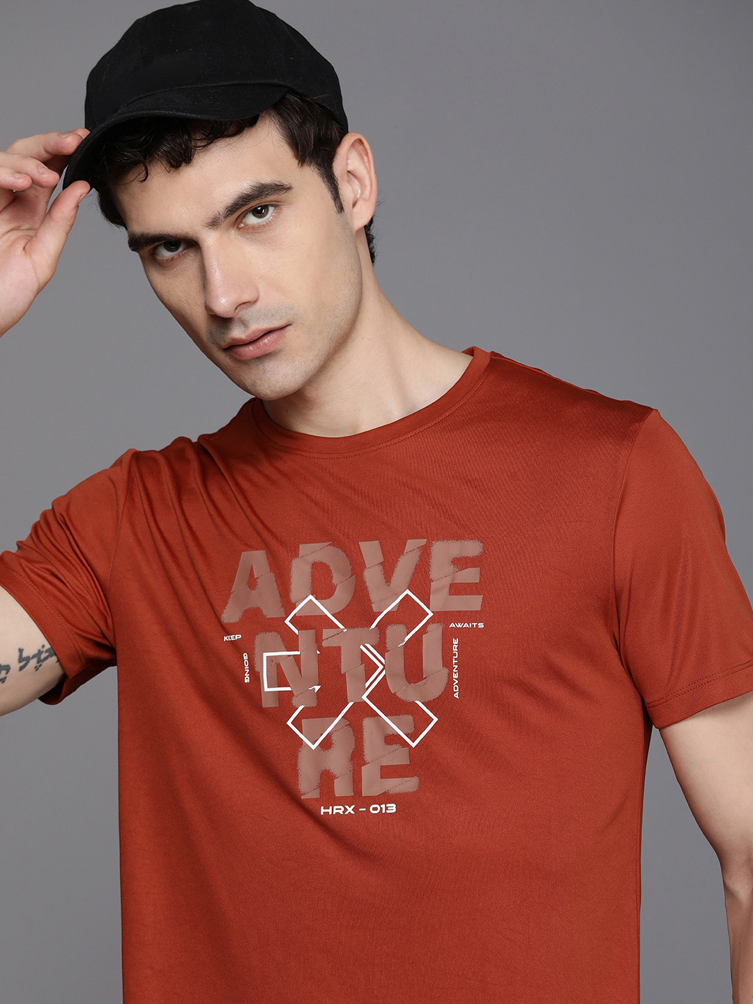 

HRX by Hrithik Roshan Typography Printed Rapid-Dry Antimicrobial Outdoor T-shirt, Rust