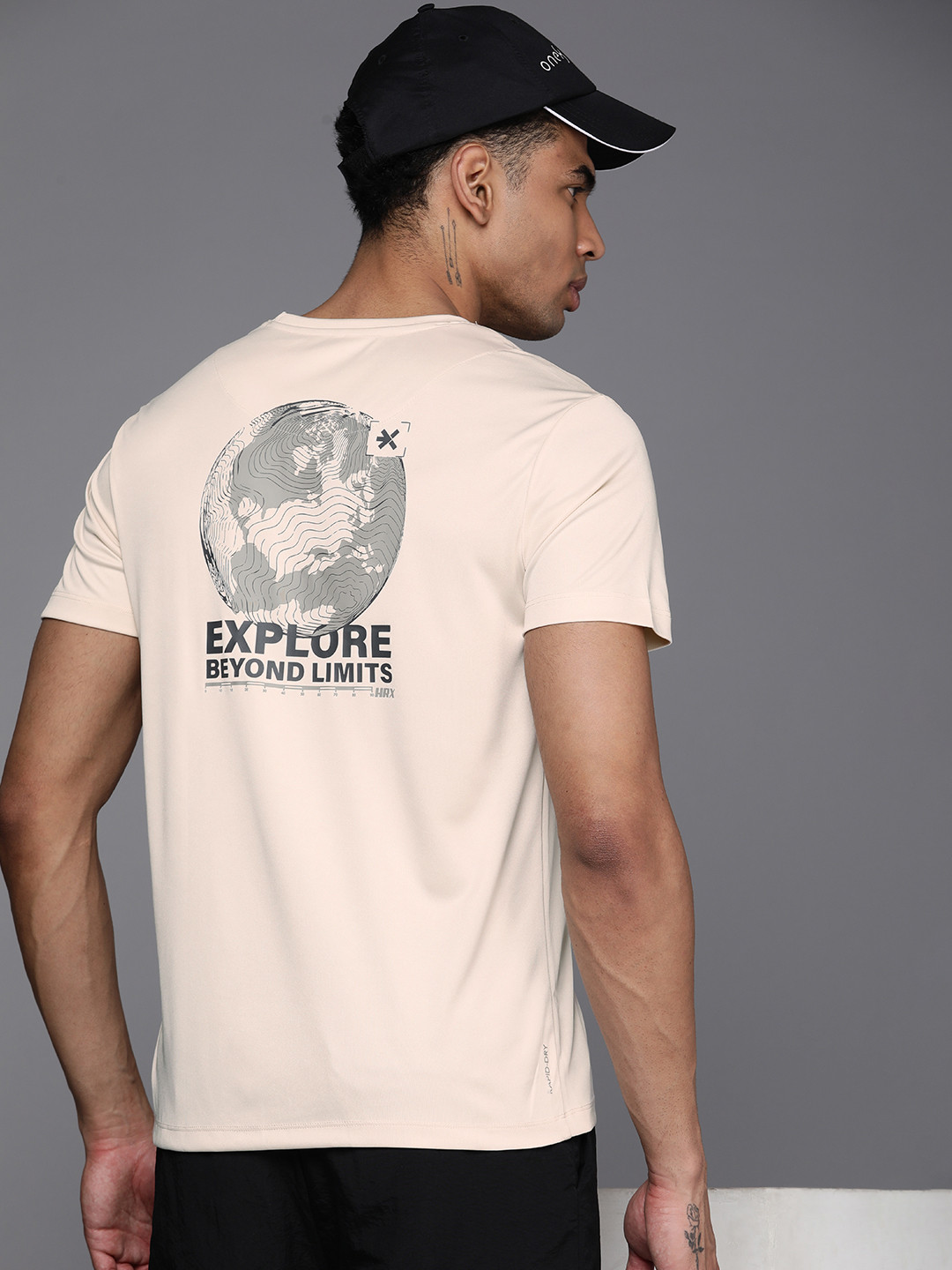 

HRX by Hrithik Roshan Graphic Printed Rapid-Dry Antimicrobial Outdoor T-shirt, Beige