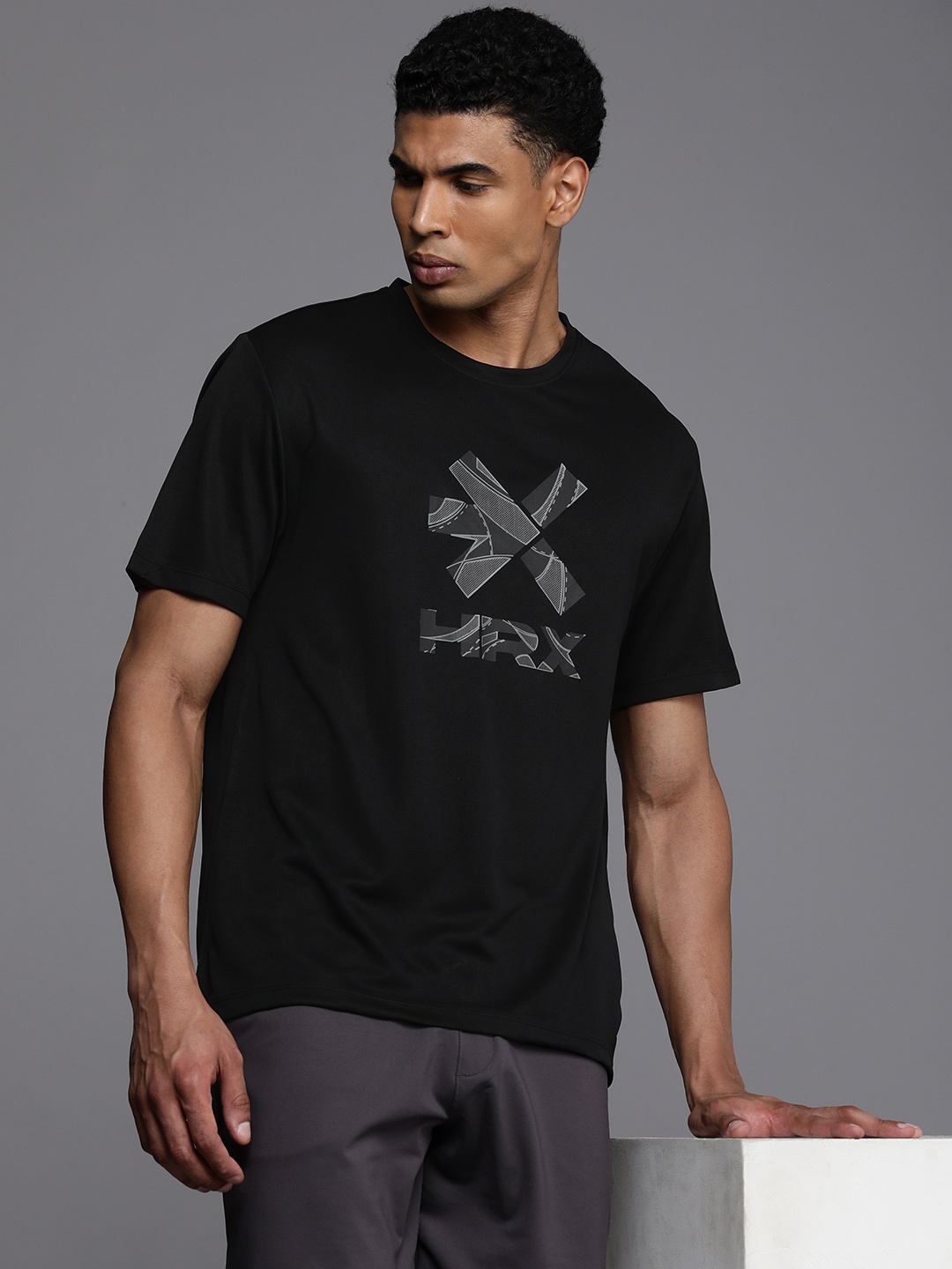 

HRX by Hrithik Roshan Brand Logo Printed Rapid- Dry Training T-shirt, Black
