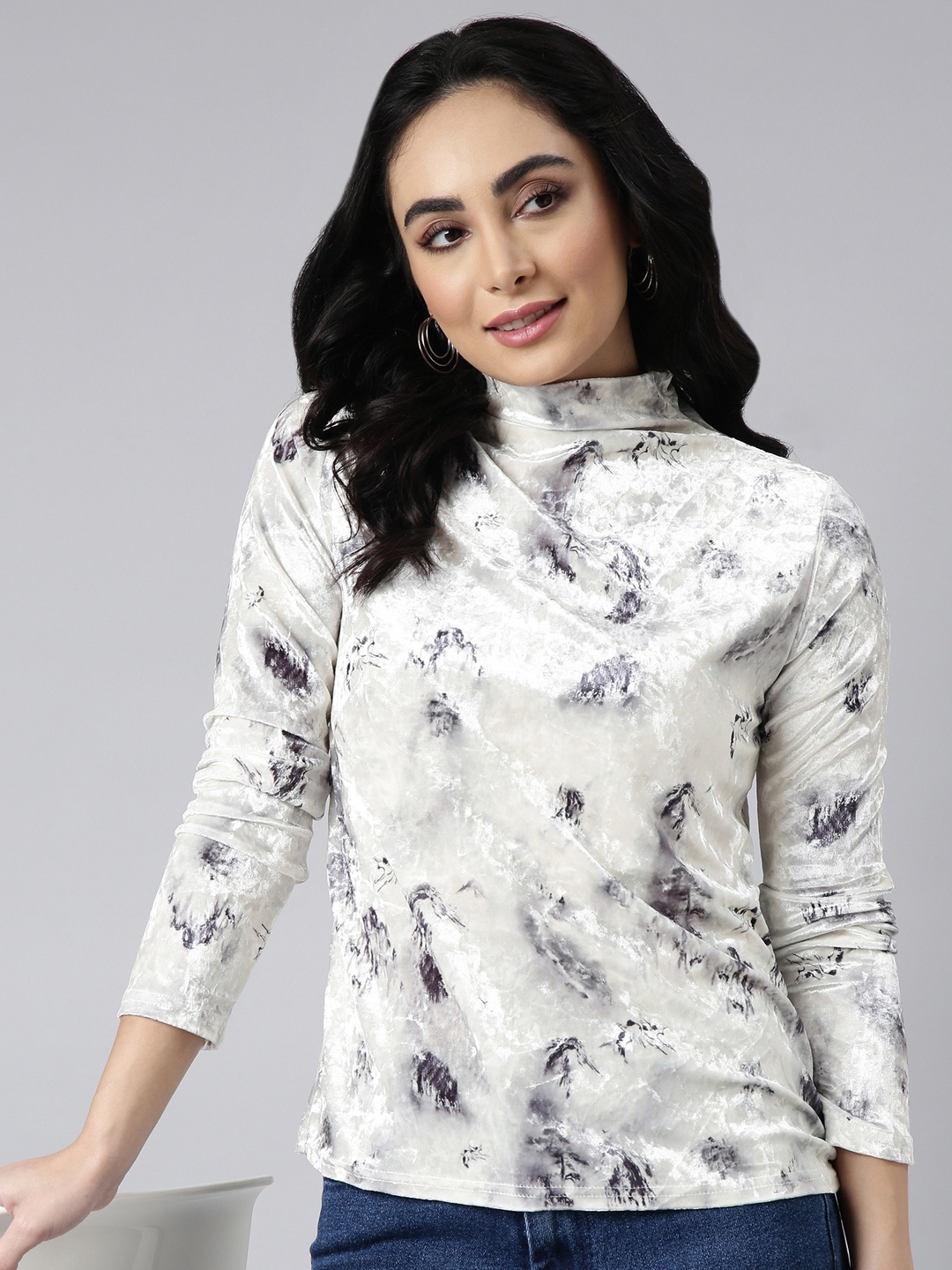 

SHOWOFF Printed High Neck Top, Off white