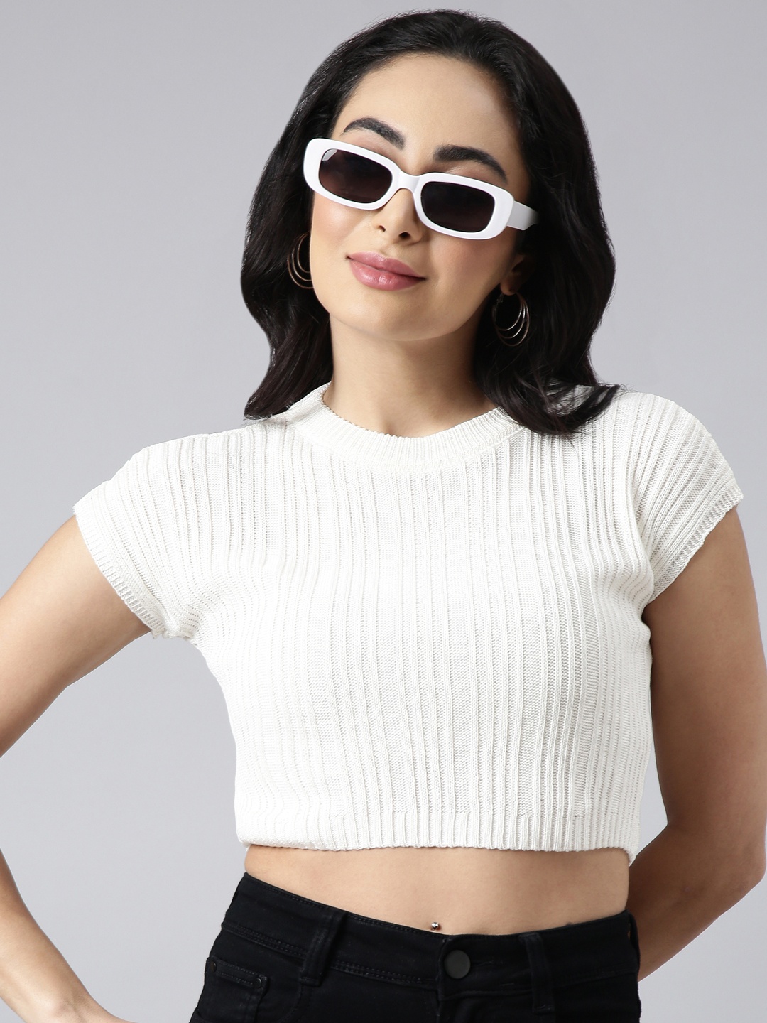 

SHOWOFF Fitted Crop Top, Off white