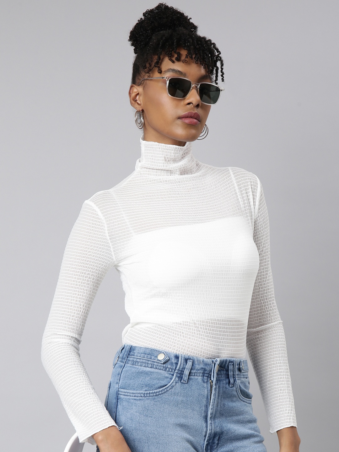 

SHOWOFF High Neck Fitted Top, White