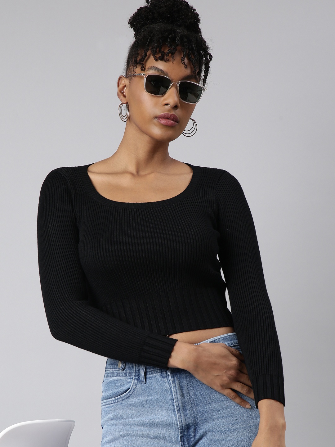 

SHOWOFF Round Neck Long Sleeves Crop Top, Black
