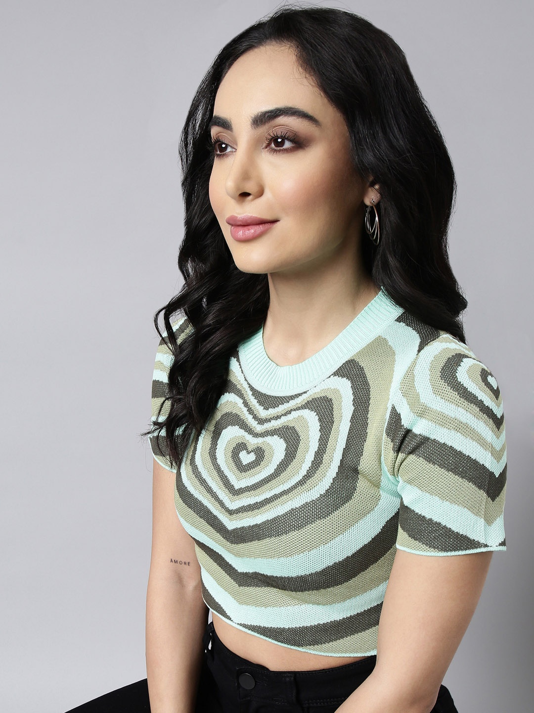 

SHOWOFF Round Neck Abstract Printed Acrylic Fitted Crop Top, Green