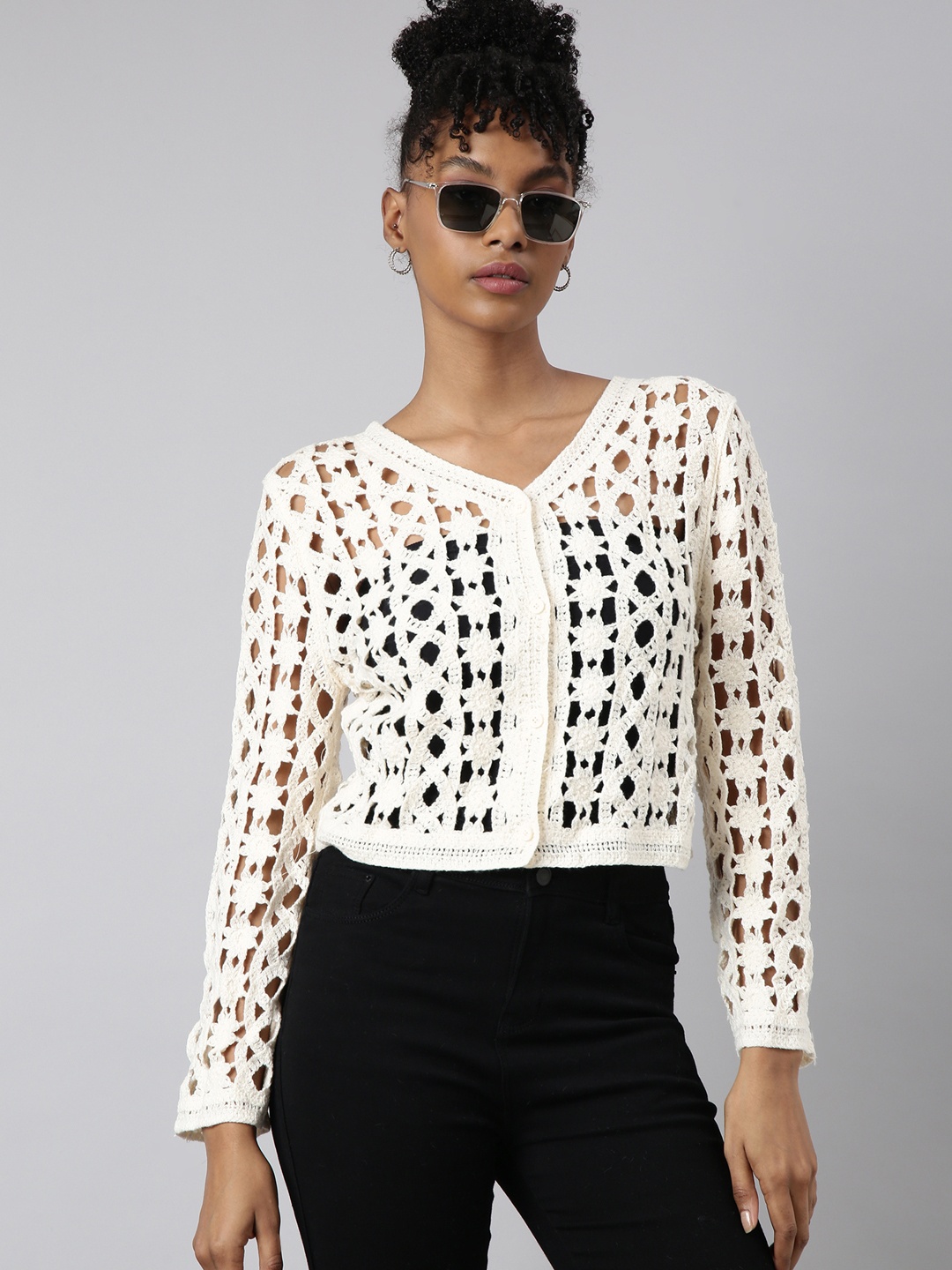 

SHOWOFF V-Neck Geometric Acrylic Crochet Top, Cream