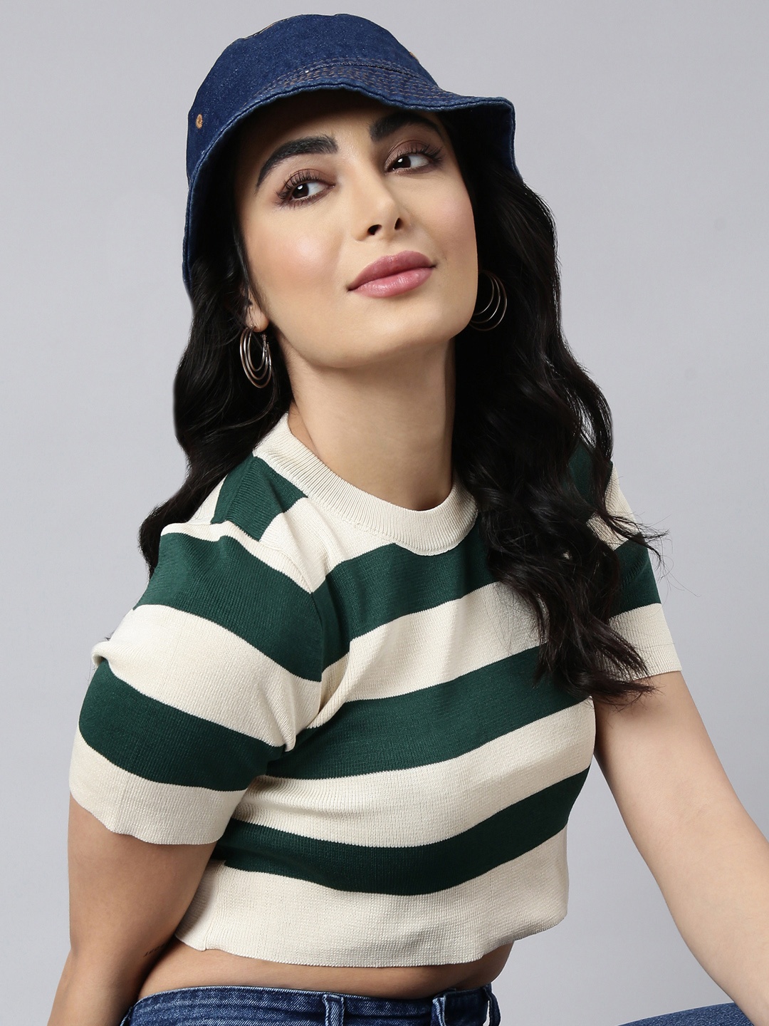 

SHOWOFF Round Neck Horizontal Striped Crop Top, Green