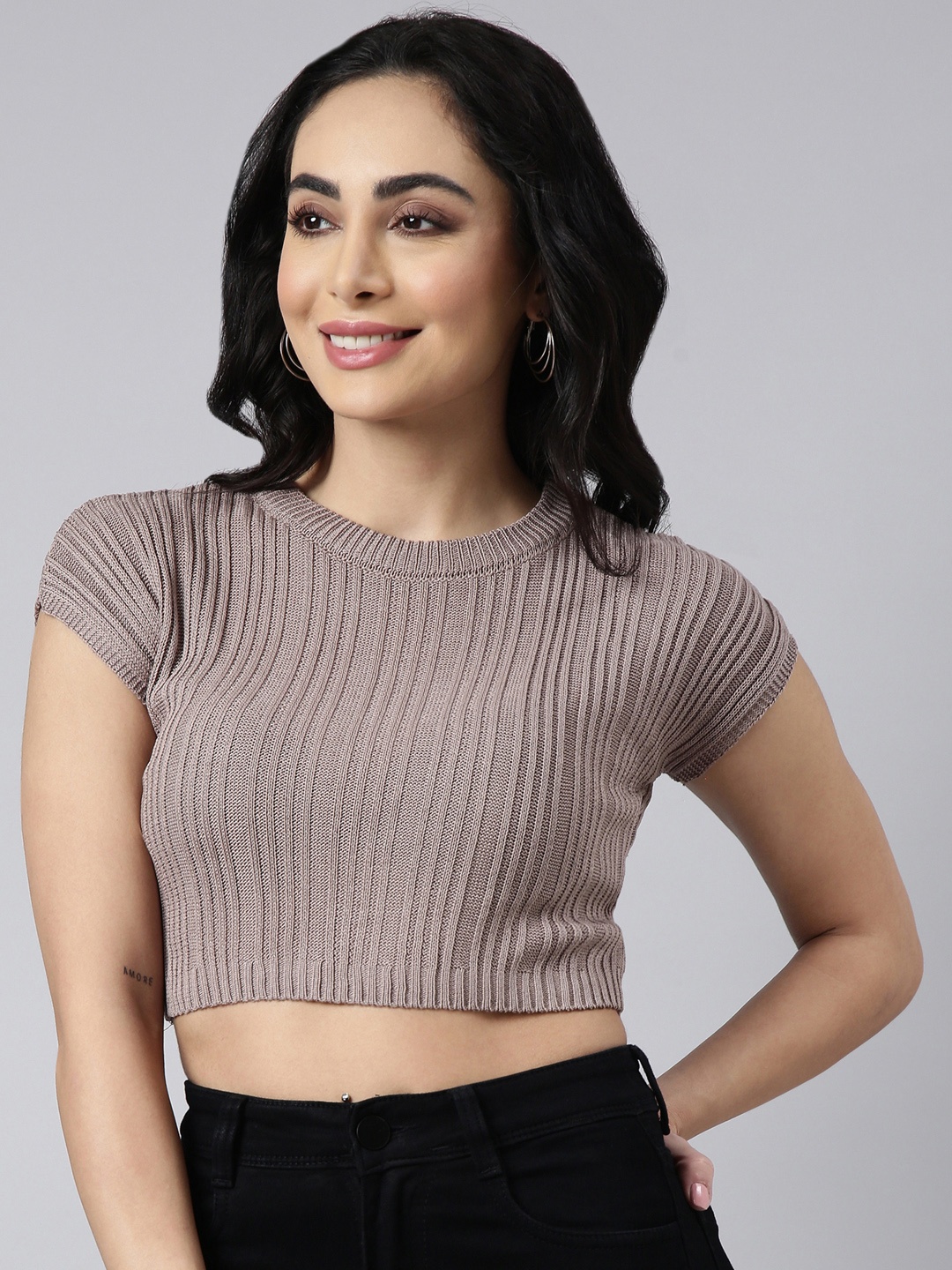 

SHOWOFF Striped Short Sleeves Round Neck Fitted Crop Top, Grey