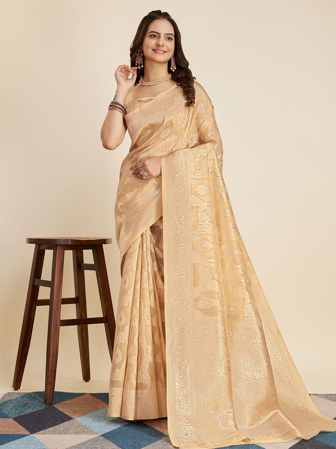 

VAIRAGEE Woven Design Zari Silk Cotton Banarasi Saree, Peach