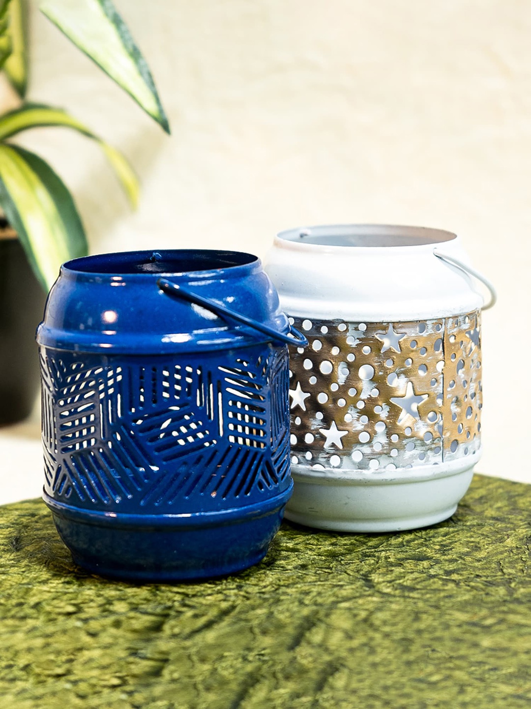 

Ekhasa Blue & White 2 Pieces Lantren Tealight Candle Holders