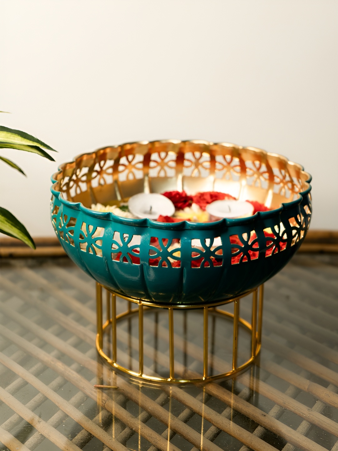 

Ekhasa Green-Toned Floral Textured Decorative Metal Urli Bowl With Stand