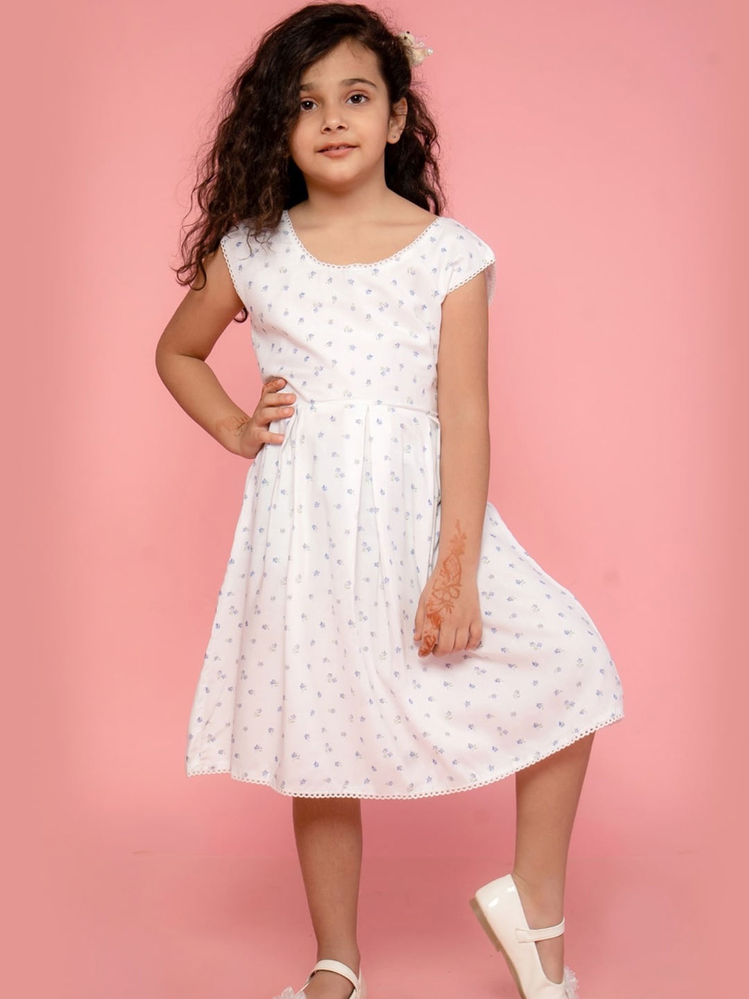 

BAESD Girls Floral Printed Round Neck Cotton Fit and Flare Dress, White