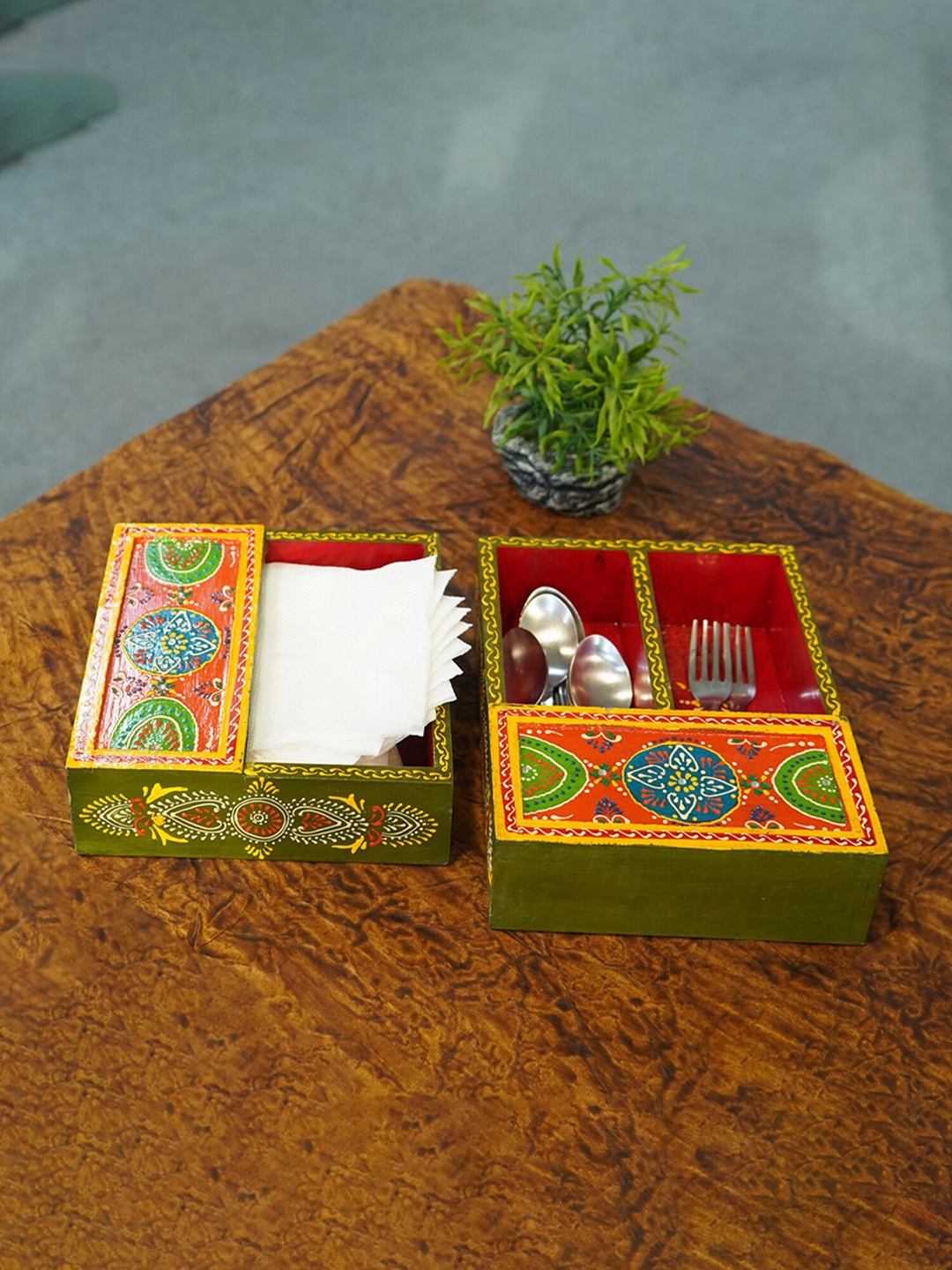 

Ekhasa Green & Orange 2 Pieces Wooden Cutlery & Tissue Holders