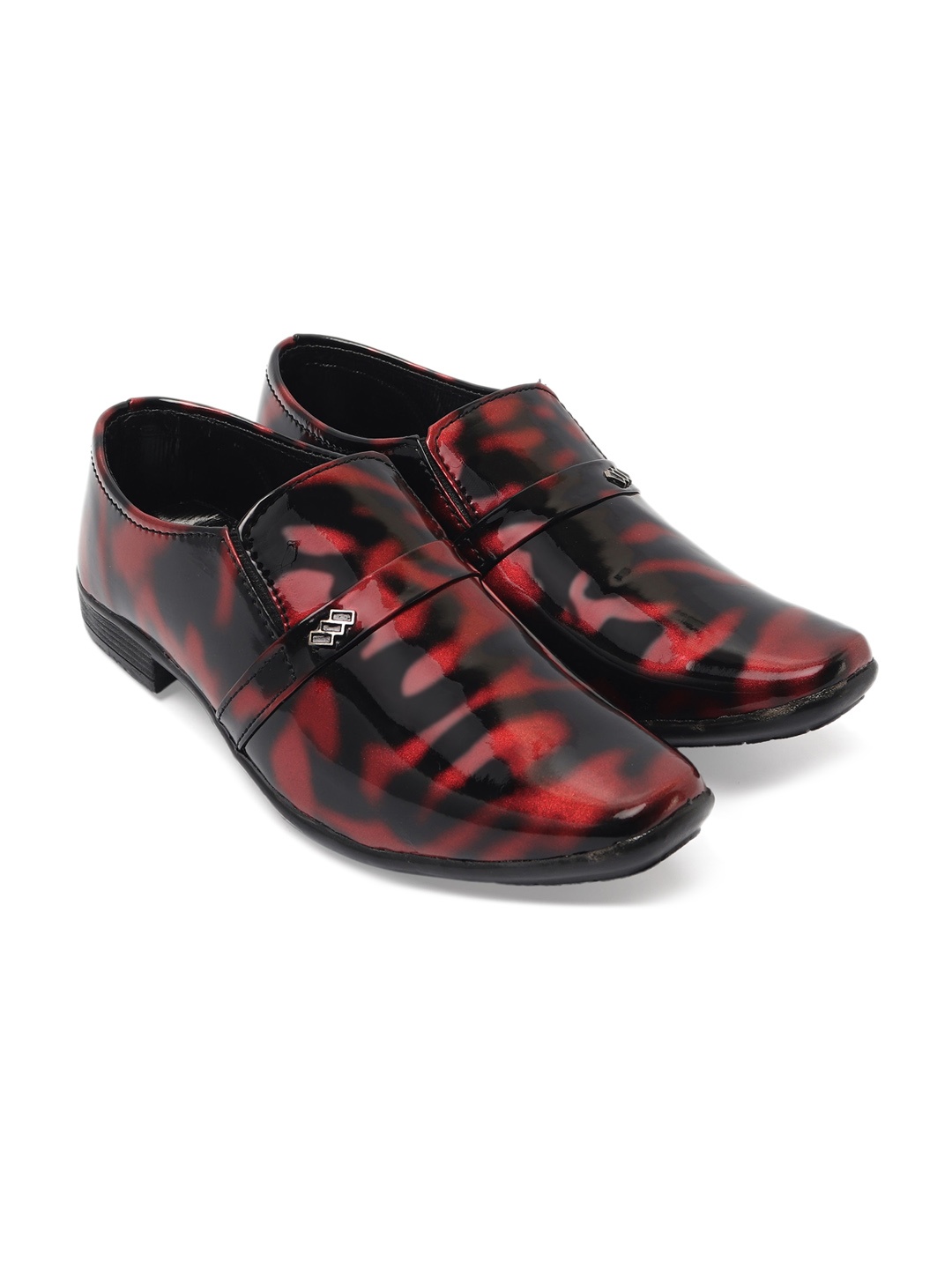 

BAESD Boys Printed Buckle Detailed Loafers, Red